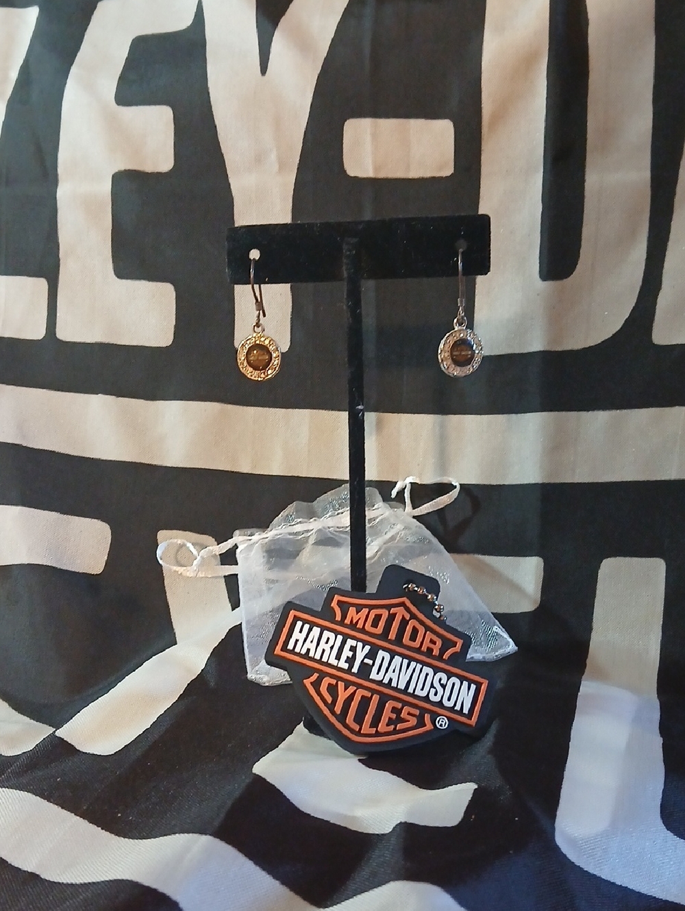 Vintage Harley-Davidson Two-Tone Logo Dangle Earrings w/Keychain(newer)